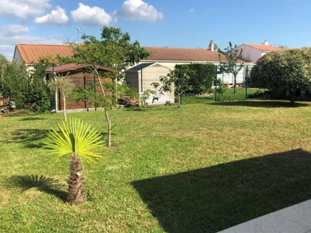 Maison Recente 5 Pers, Proche Mer Et Bourg, Jardin, Barbecue, Wifi, Animaux Sur Demande - Fr-1-476-165 Grues Exterior photo